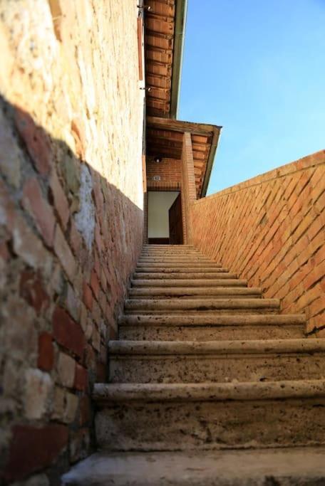 “il Nespolino” Tuscan Siena